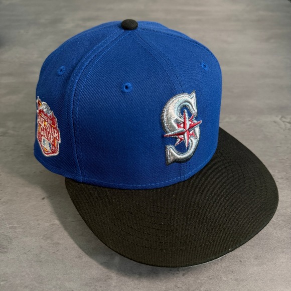 New Era Other - Hat Club Seattle Mariners New Era Cap 7 1/2 Blue Black 59Fifty Silver Metallic